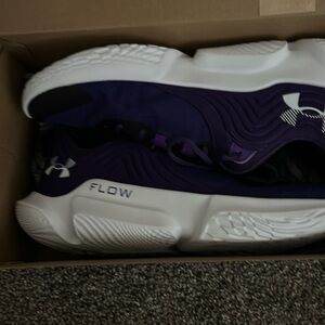 Size 16 Under Armours